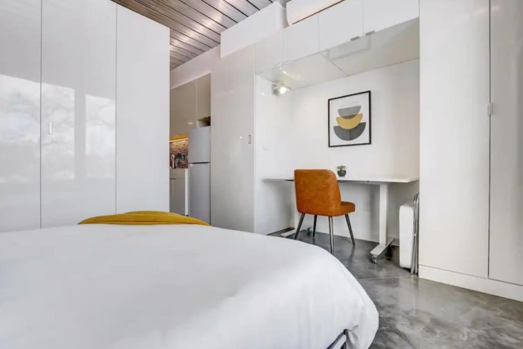 Kcm Mikros Smart Apartments 7 คลีฟแลนด์ ภายนอก รูปภาพ