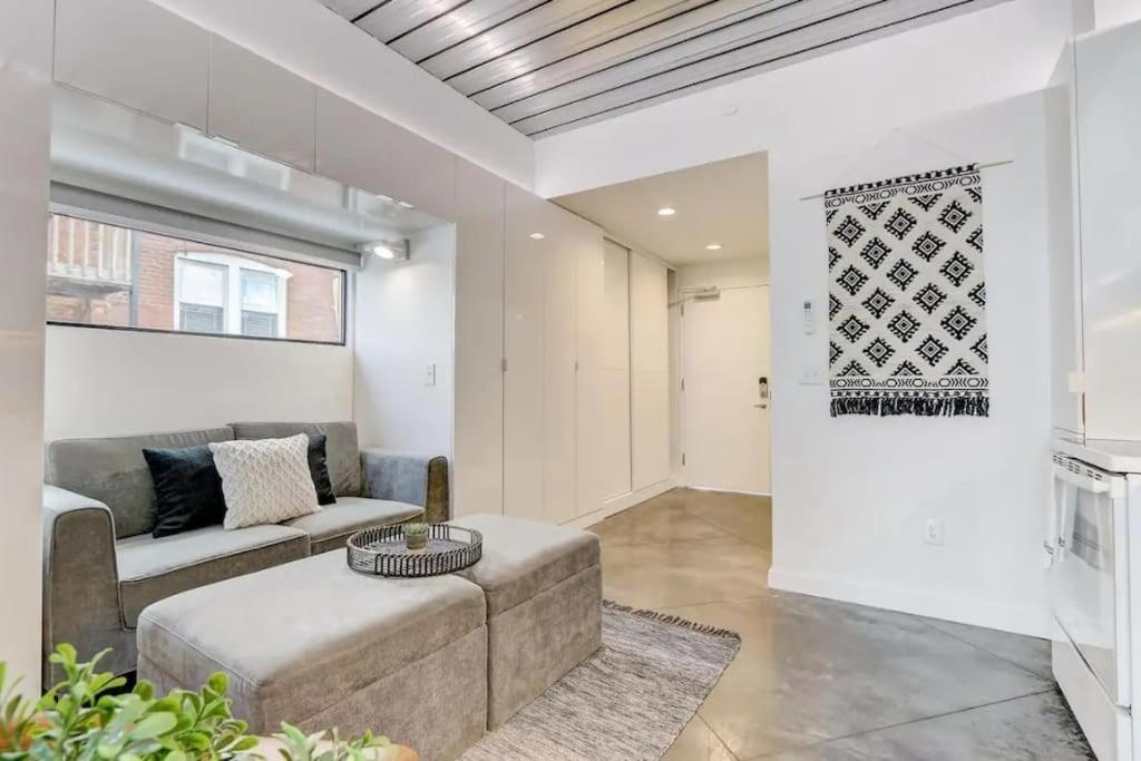 Kcm Mikros Smart Apartments 7 คลีฟแลนด์ ภายนอก รูปภาพ